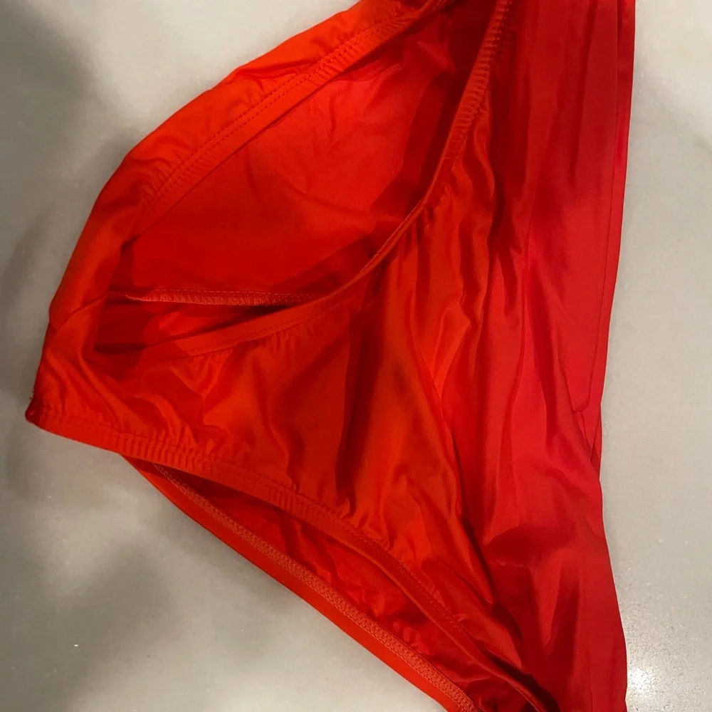 LaBlanca Tropea Breeze bandeau tankini top with shirred band solid bottom. Sz 8 - Picture 3 of 5